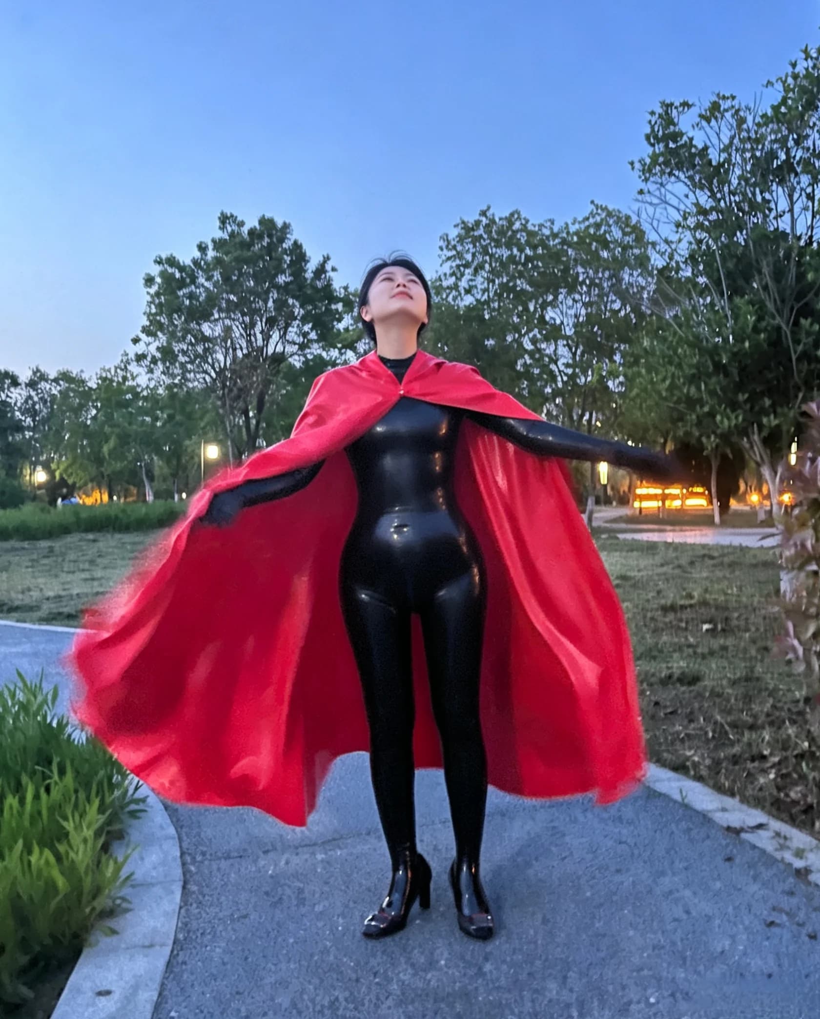 Adult Halloween Costume Red Latex Robe Cloa Cape for Party and Entertainment