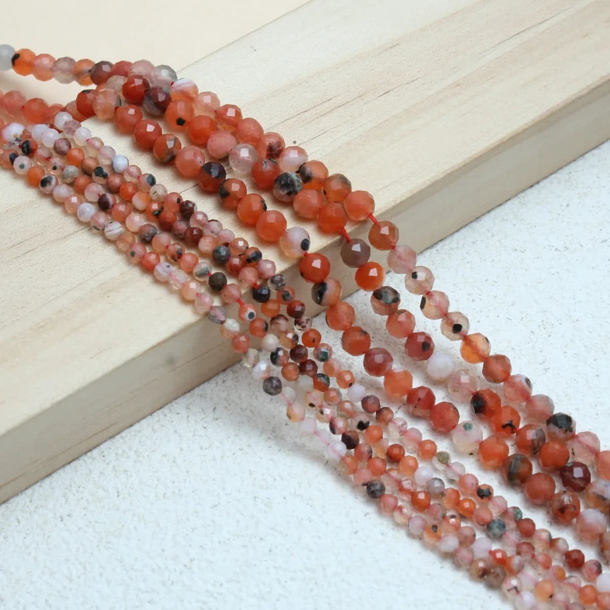 Perline rotonde taglio naturale Perline Nanhong, accessori di gioielli con bracciale collana fai da te fatti a mano con perline di piccole dimensioni