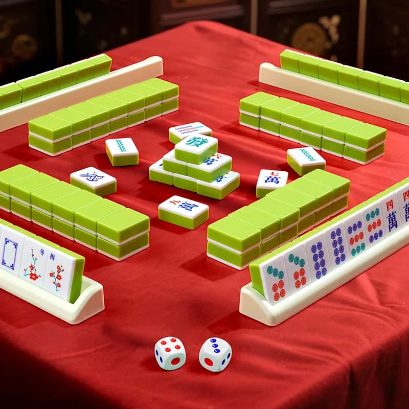 Set Mahjong Mini da 144 Pezzi, Mahjong Portatile da Viaggio, Gioco per Feste in Famiglia, Regalo per Halloween e Natale