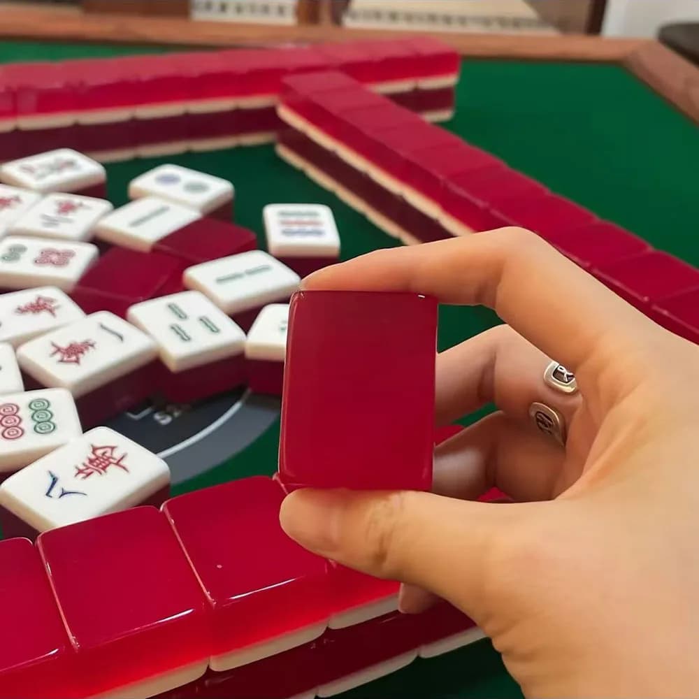 Wholesale Miss Red Mahjong Tiles Christmas Luxury Entertainment Decor Stylish Modern Color Acrylic Mahjong Set