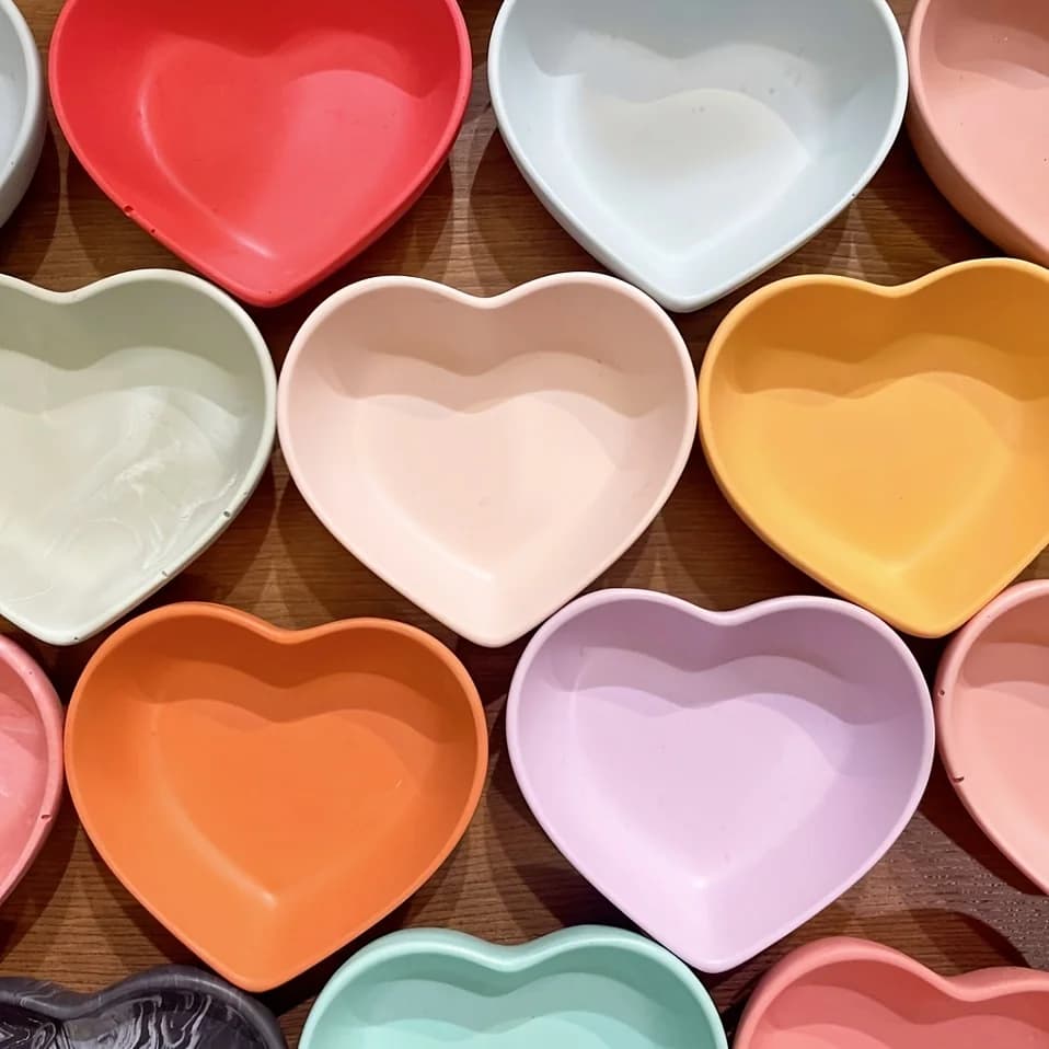 1pc piatto a forma di cuore in cemento vassoio portaoggetti a forma di cuore stampo in silicone stampo in resina per stoccaggio vassoio a forma di cuore in gesso fai da te