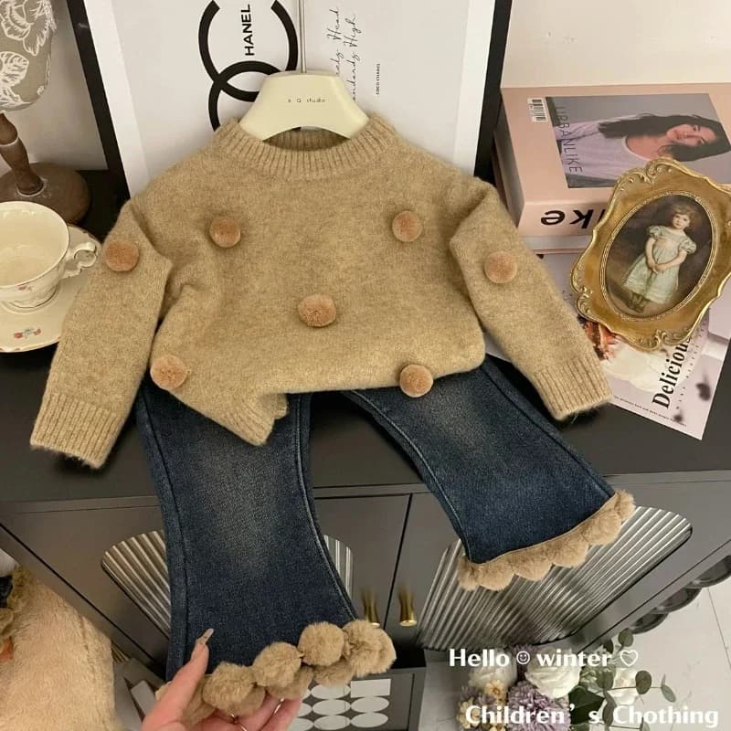 Maglione per bambini per ragazze 2023 autunno e inverno nuova edizione coreana occidentale maglieria ispessita set di jeans maglione invernale