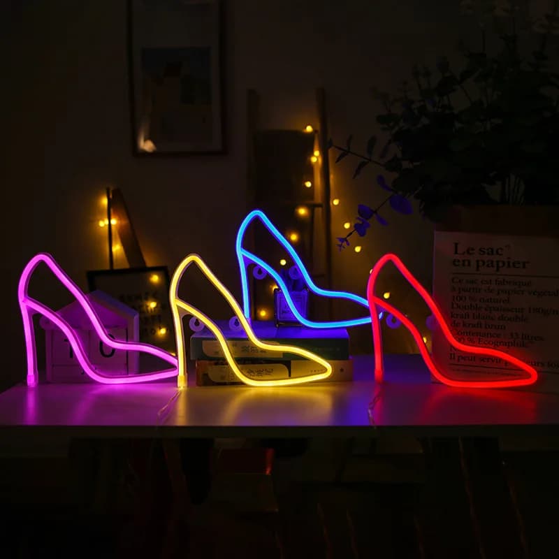 Insegna LED a forma di scarpa col tacco alto, alimentata tramite USB/batteria, luce LED per decorazione camera da letto, regalo, luce notturna, decorazione per feste e vacanze