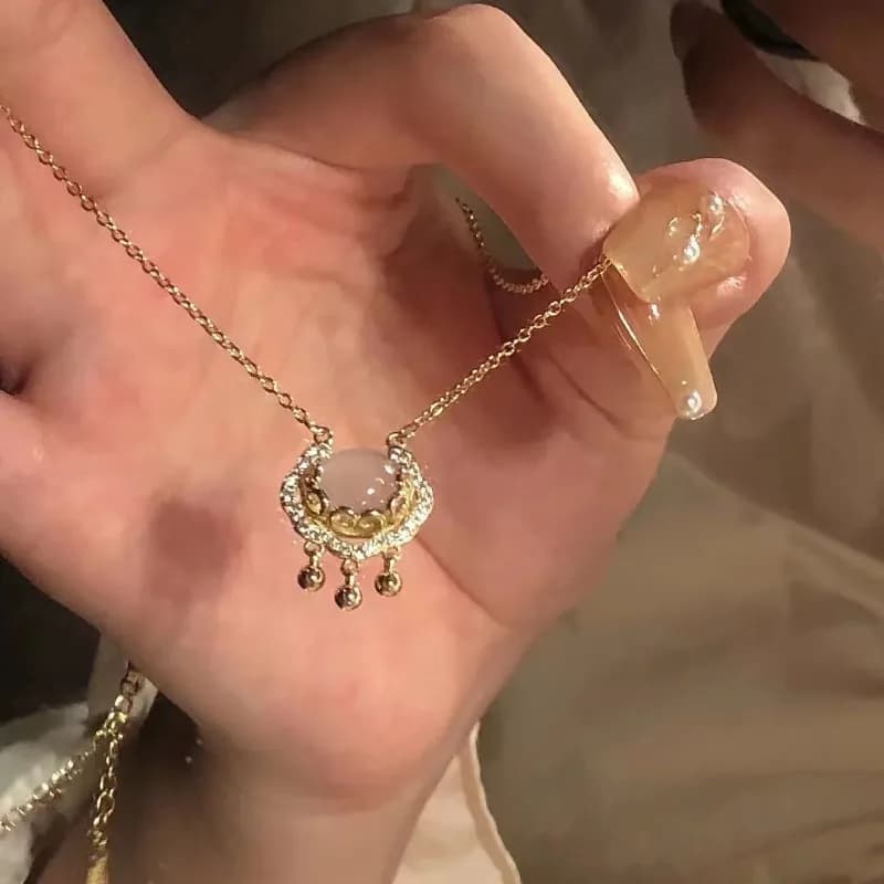 New national style auspicious cloud lock necklace safe and auspicious high-end light luxury niche Chinese design female collarbone chain