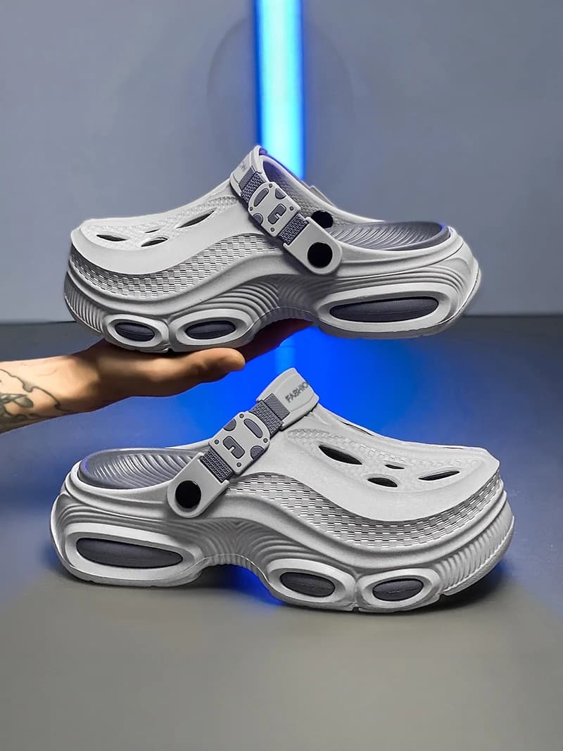 Men's Summer Anti-Slip Thick Bottom Clog Sandals Beach Sports Slippers Wear-Resistant Casual EVA Rubber Men's Footwear