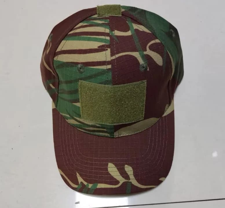 Cappello da esterno per uomo con berretto da baseball mimetico Rhodesian