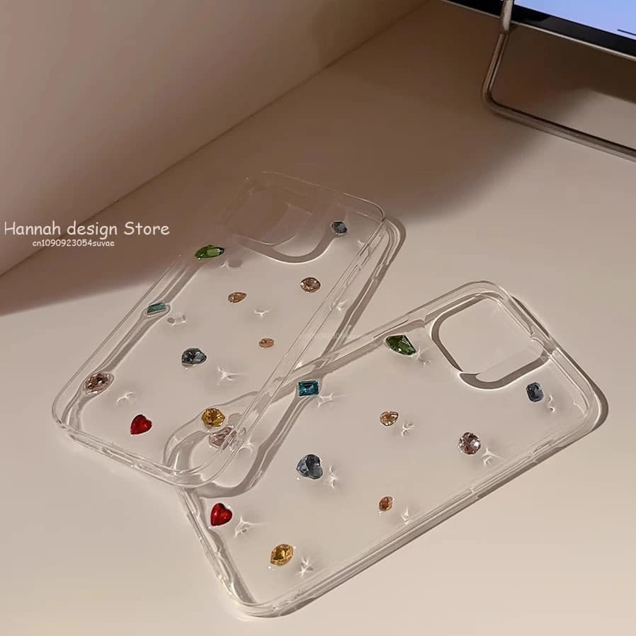 Custodia per telefono con strass di pietre preziose di colore carino cartone animato 3D per iPhone 16 15 14 Plus 13 12 11 Pro Max Bling Glitter Cover posteriore trasparente