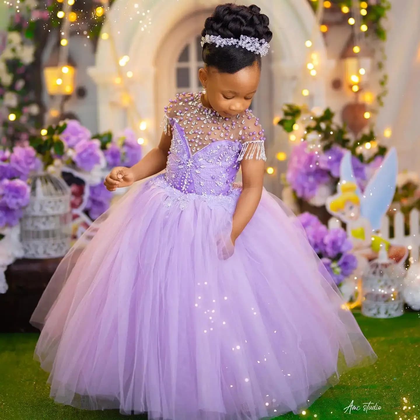 Abiti da festa di compleanno per ragazze con perline color lavanda Abiti da ragazza di fiori in cristallo personalizzati per abiti da ballo per bambini da sposa per il servizio fotografico