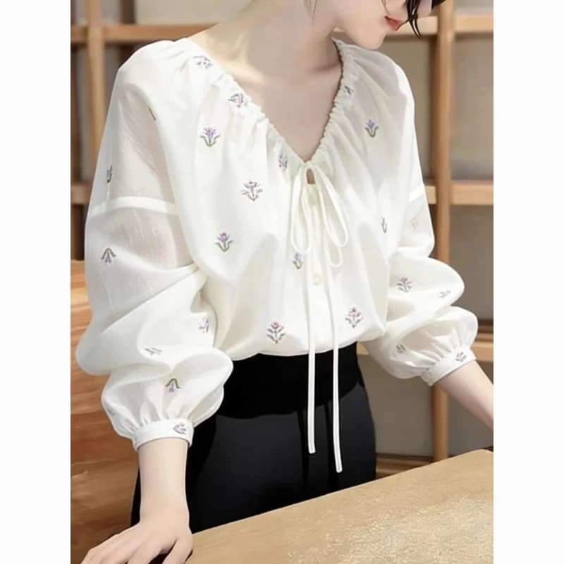 Women's Elegant Tie V-Neck Lantern Sleeve Blouse Spring Summer New Chic Age Reducing Loose Sweet Top
