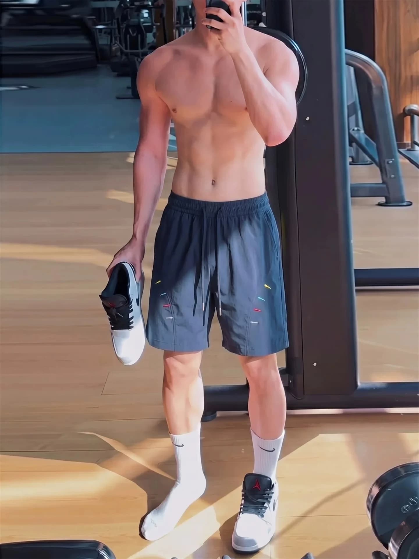 Quick Dry Shorts Men's Summer Basketball Sports Fitness Training Four Five Split Pants Loose Fit Elastic Waist Polyester Fiber