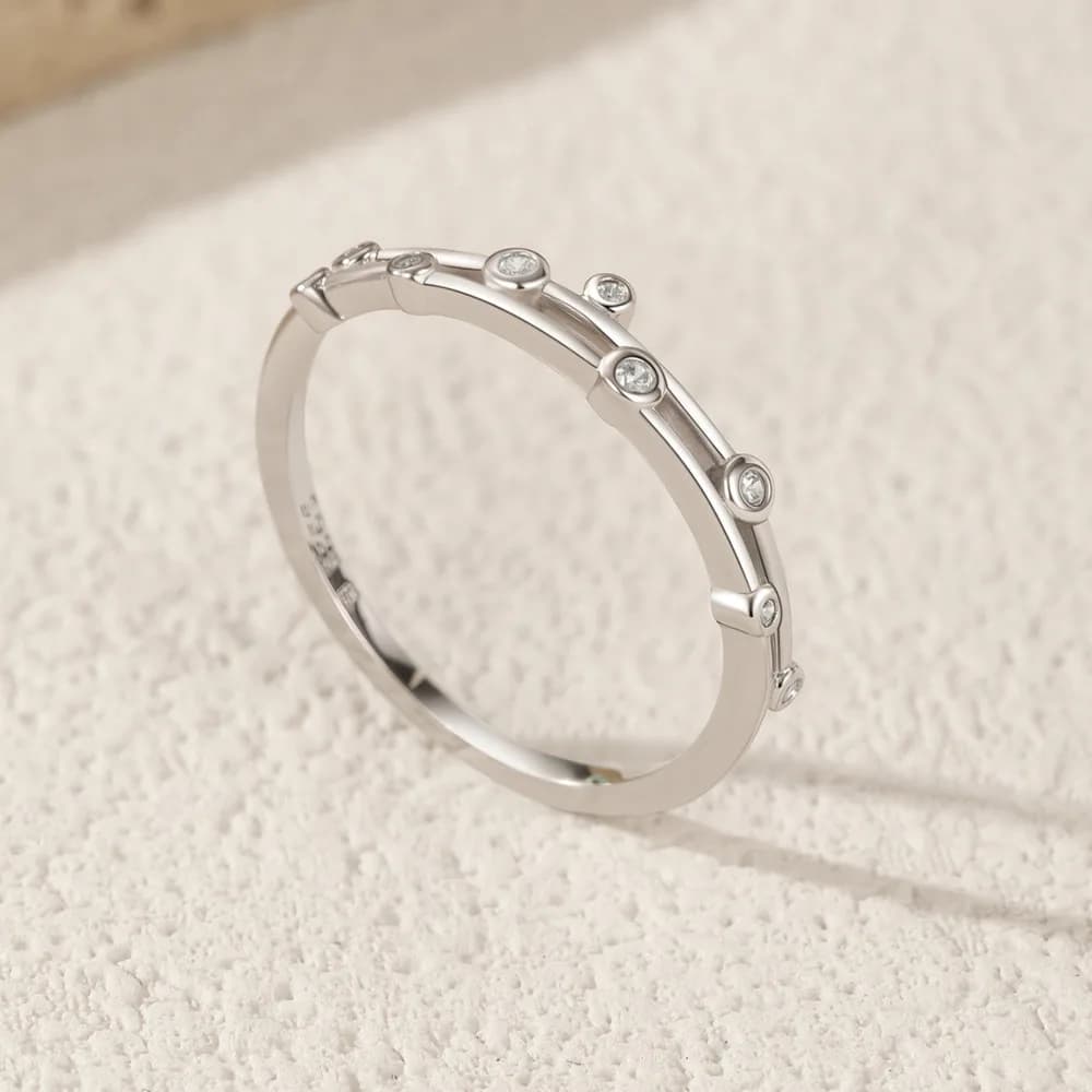 Anello Minimalista in Argento Puro S925 GL per Donne, Design Originale, Stile Freddo e Lussuoso, Regalo Ideale