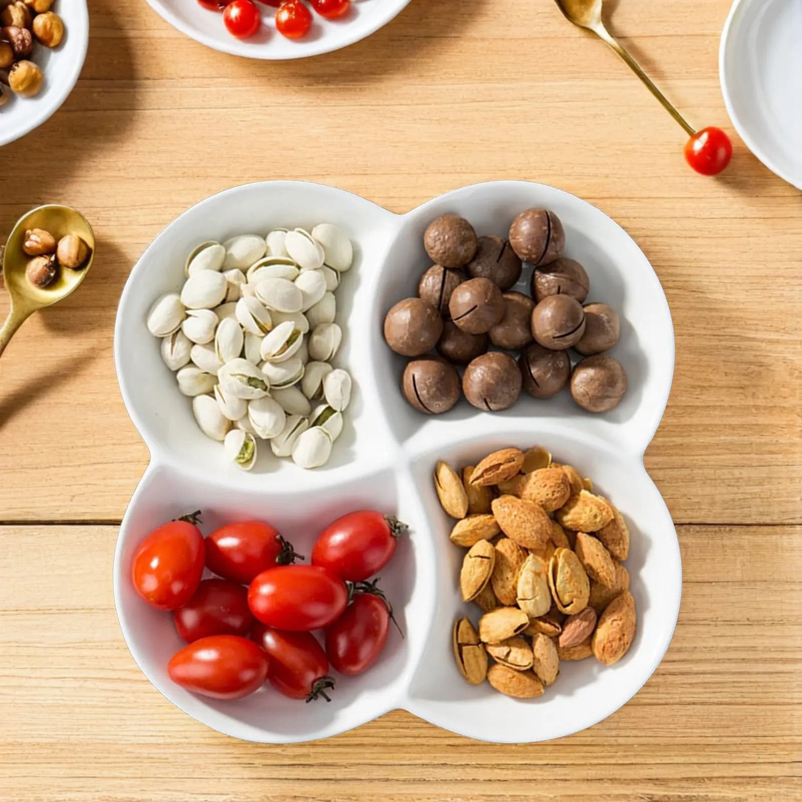 Piatto Multi-Scomparto per Snack, Superficie Liscia Bianca, Vassoio Porta Caramelle e Frutta Secca, Uso Domestico