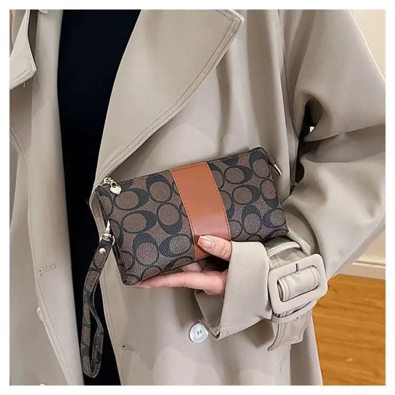 Soft leather printed mobile phone handbag, new women's fashionable, lightweight, mini bag, multifunctional coin purse