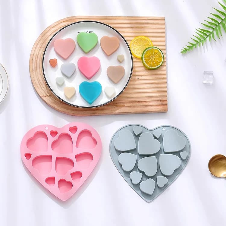12 stampi in silicone a forma di cuore, grandi e piccoli, per cioccolato, decorazioni per dolci e torte