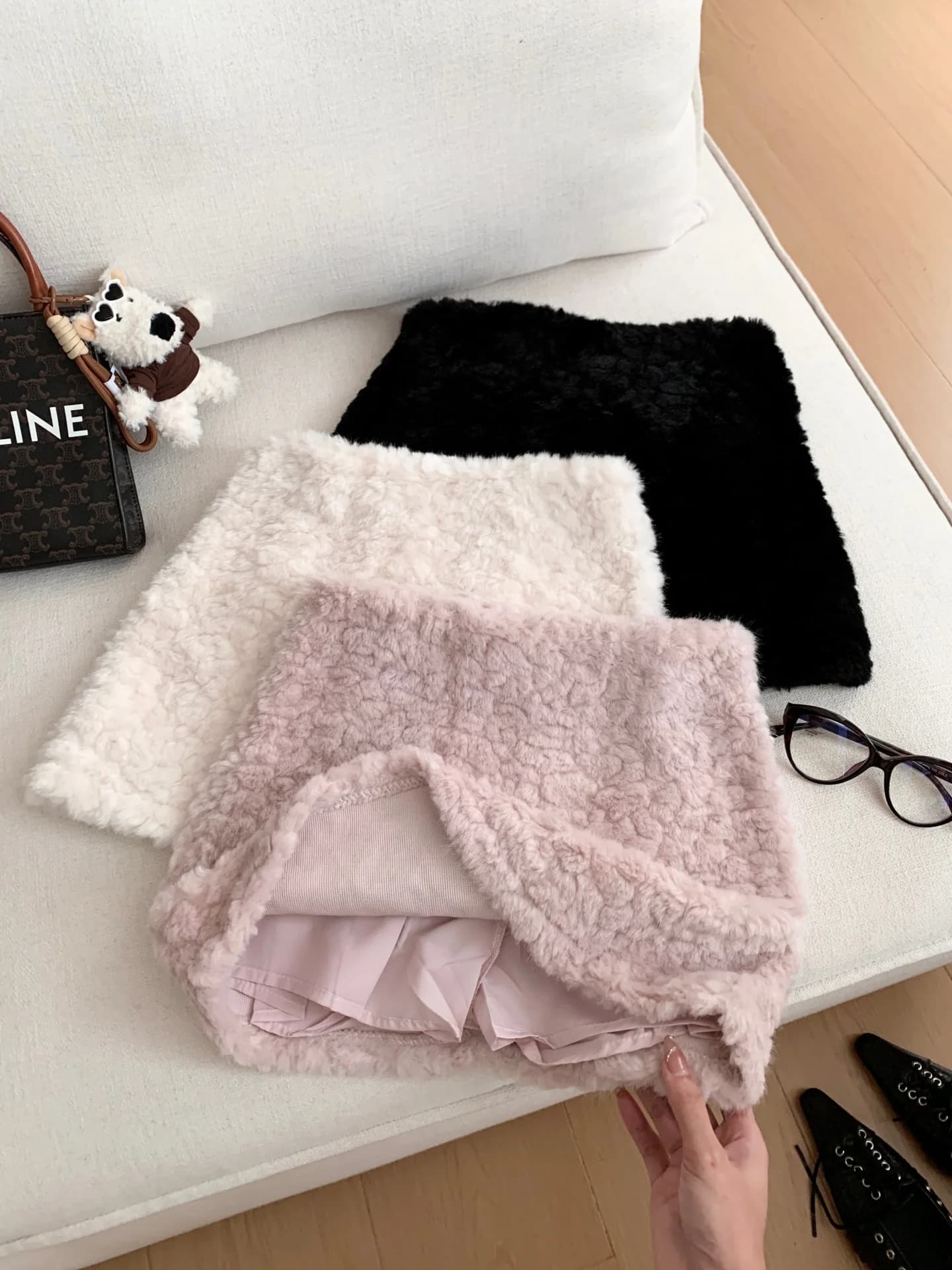 Gonna a vita alta a trapezio in velluto di agnello, gonna corta in peluche da donna alla moda invernale, casual da pendolare in fibra di poliestere con cerniera laterale