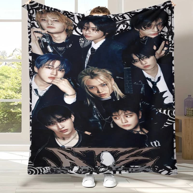Coperta in flanella HD Stray Kids Kpop Star, coperta in peluche ultra morbida e calda per la casa, la camera da letto, il letto, il divano, il campeggio, il picnic, come regalo