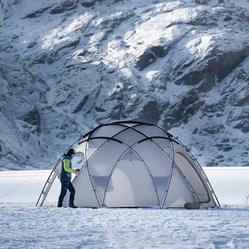 Tenda a cupola Struttura geodetica Tenda a mezza sfera per oltre 5 persone con fornello Fornitori di fori per jack Emisfero da campeggio all'aperto