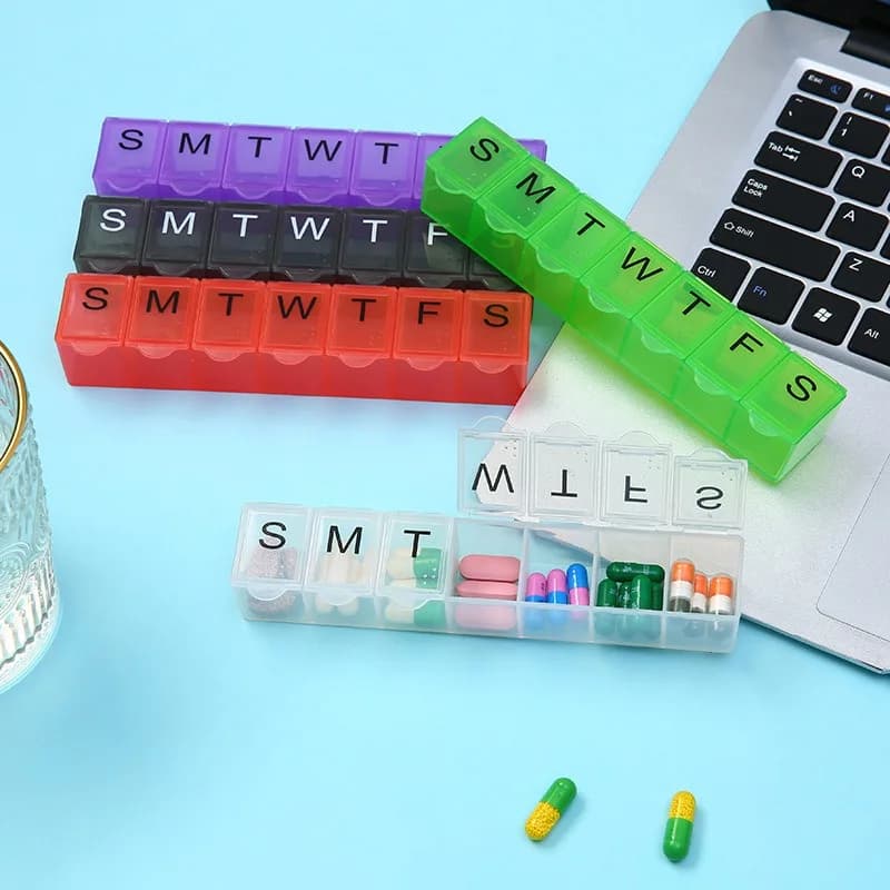 Nuovo viaggio 7 giorni 7 griglie mini portapillole contenitore organizzatore per una settimana portapillole portatile vitamine oli di pesce porta medicinali