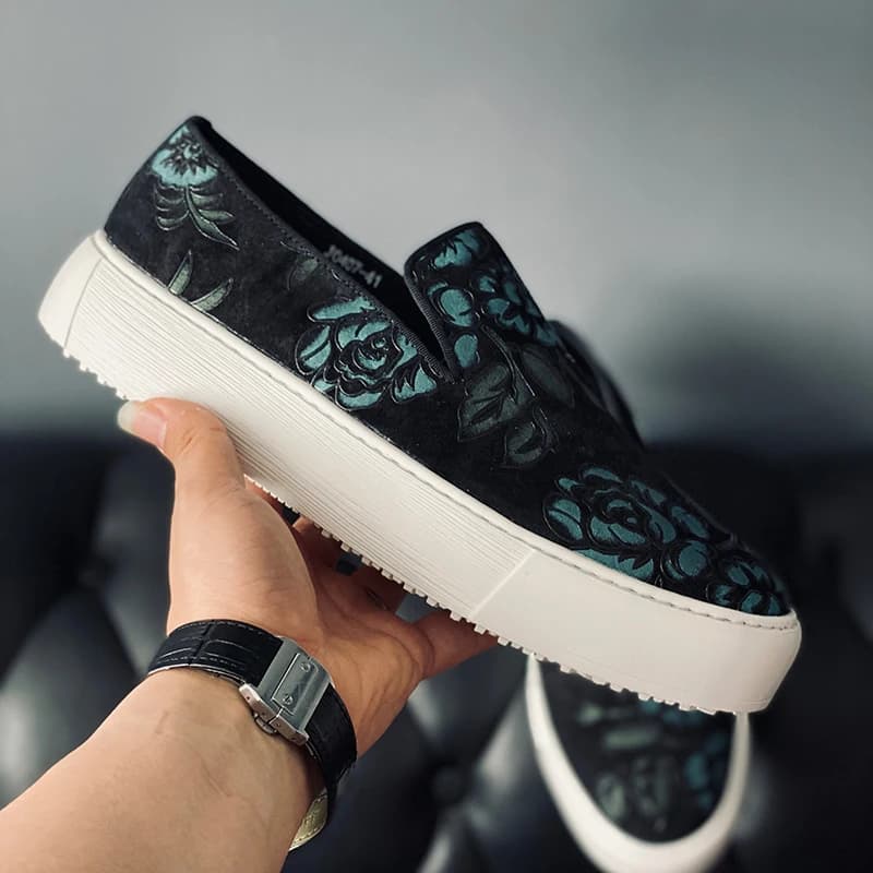Nuova stampa scarpe casual mocassini con plateau scarpe da uomo scarpe da ginnastica da trekking all'aperto con suola spessa in vera pelle quotidiana appartamenti maschili