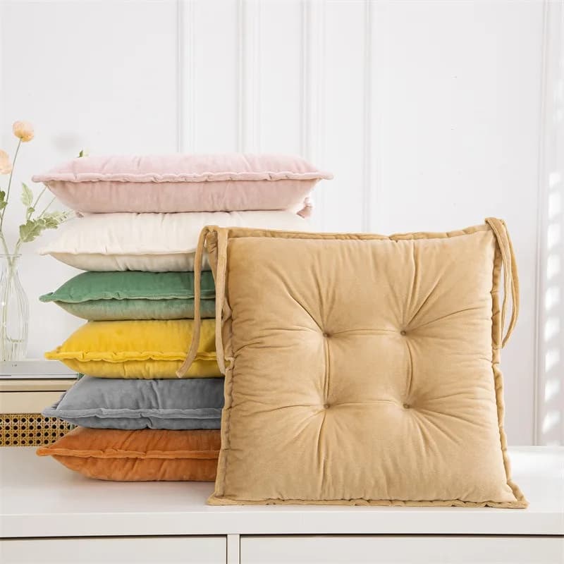 Cuscino del sedile ispessito in tinta unita Cuscino del sedile della sedia in peluche Cuscino della sedia quadrato Cuscino del sedile per studenti
