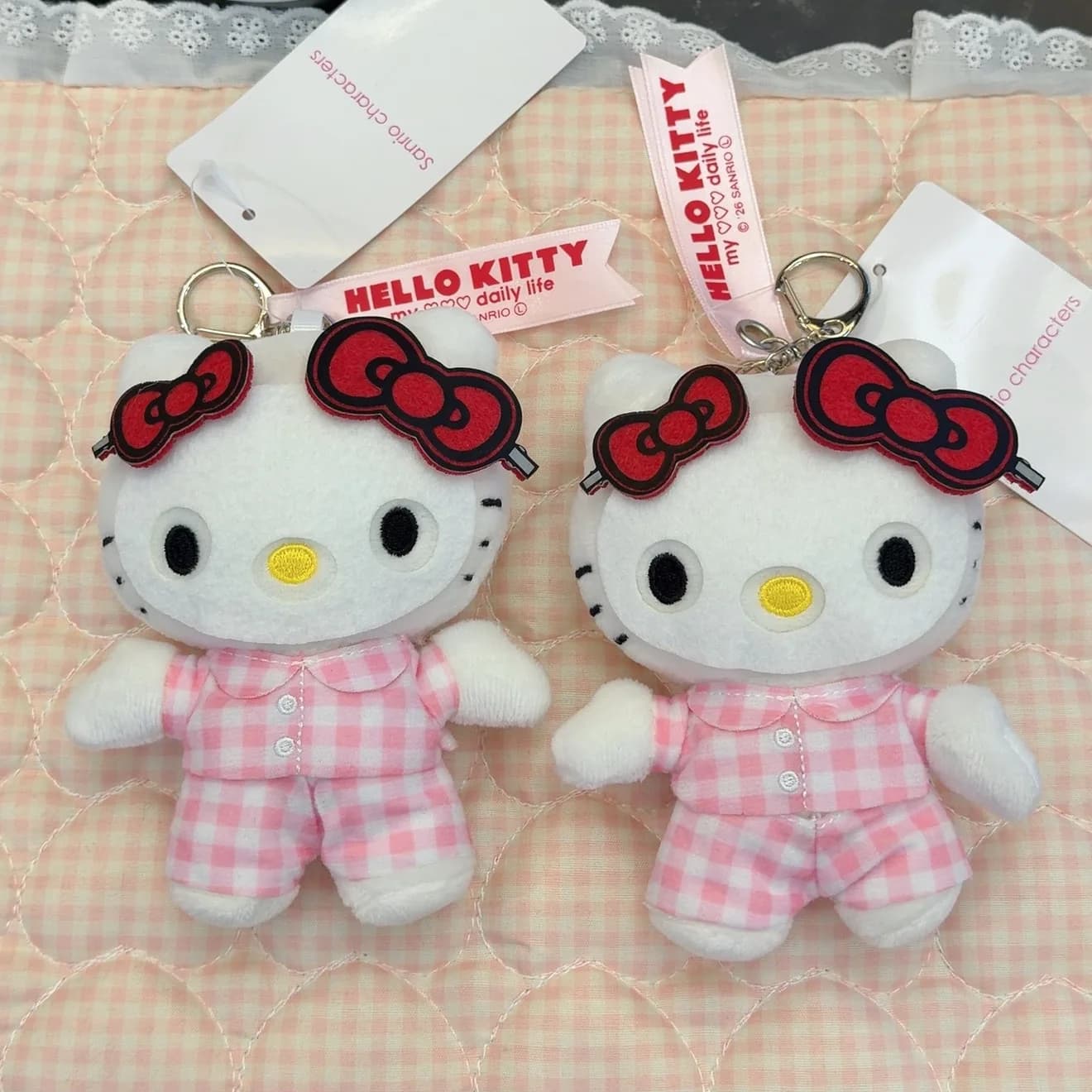 Hello Kitty Sanrio Apply A Face Mask Bilateral Bowknot Plush Stuffed Toy Keychain Backpack Pendant Exquisite Gift for Friends