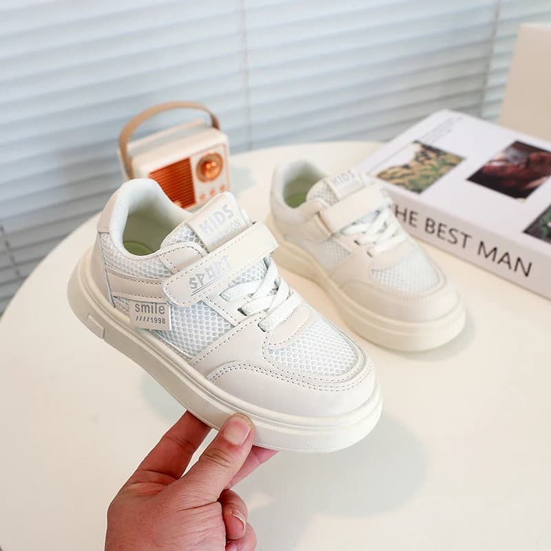 Nuove scarpe casual per bambini estivi per ragazze ragazzo scarpe da corsa per bambini in mesh traspirante antiscivolo suola morbida sneakers per bambini unisex