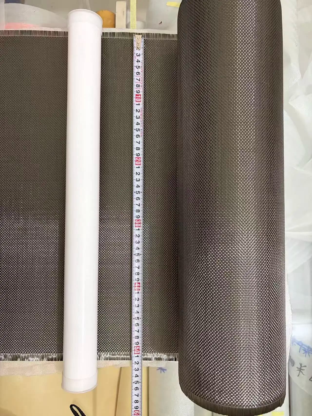 Tessuto in vera fibra di carbonio [Grado A] 3K 200gsm 2x2 trama semplice larghezza 20 pollici/50 cm, utilizzato per biciclette, motociclette, auto, canne da pesca