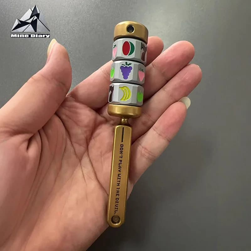 Frutta Lucky Wheel Fidget Spinner Divertimento EDC Giocattolo antistress in metallo Concentrazione TDAH Giocattolo da ufficio Giocattolo Fidget da tavolo