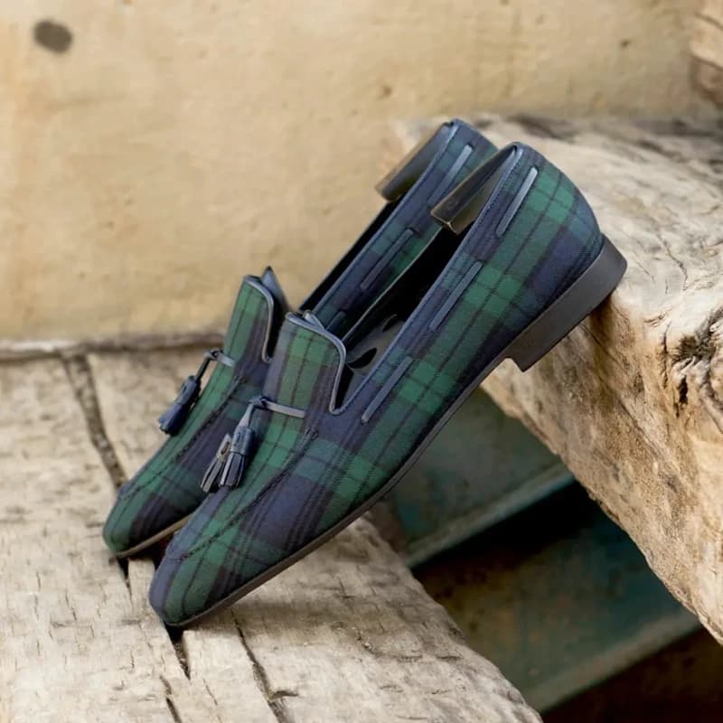 Men's Moccasins in Scottish suede with brown tassels and square tip, wedding shoes for men's parties with elegant men's shoes