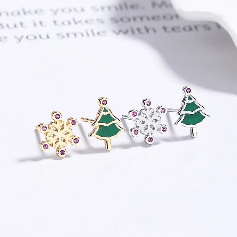 Orecchini festivi e femminili con albero di Natale e fiocco di neve del 2025, argento sterling S925