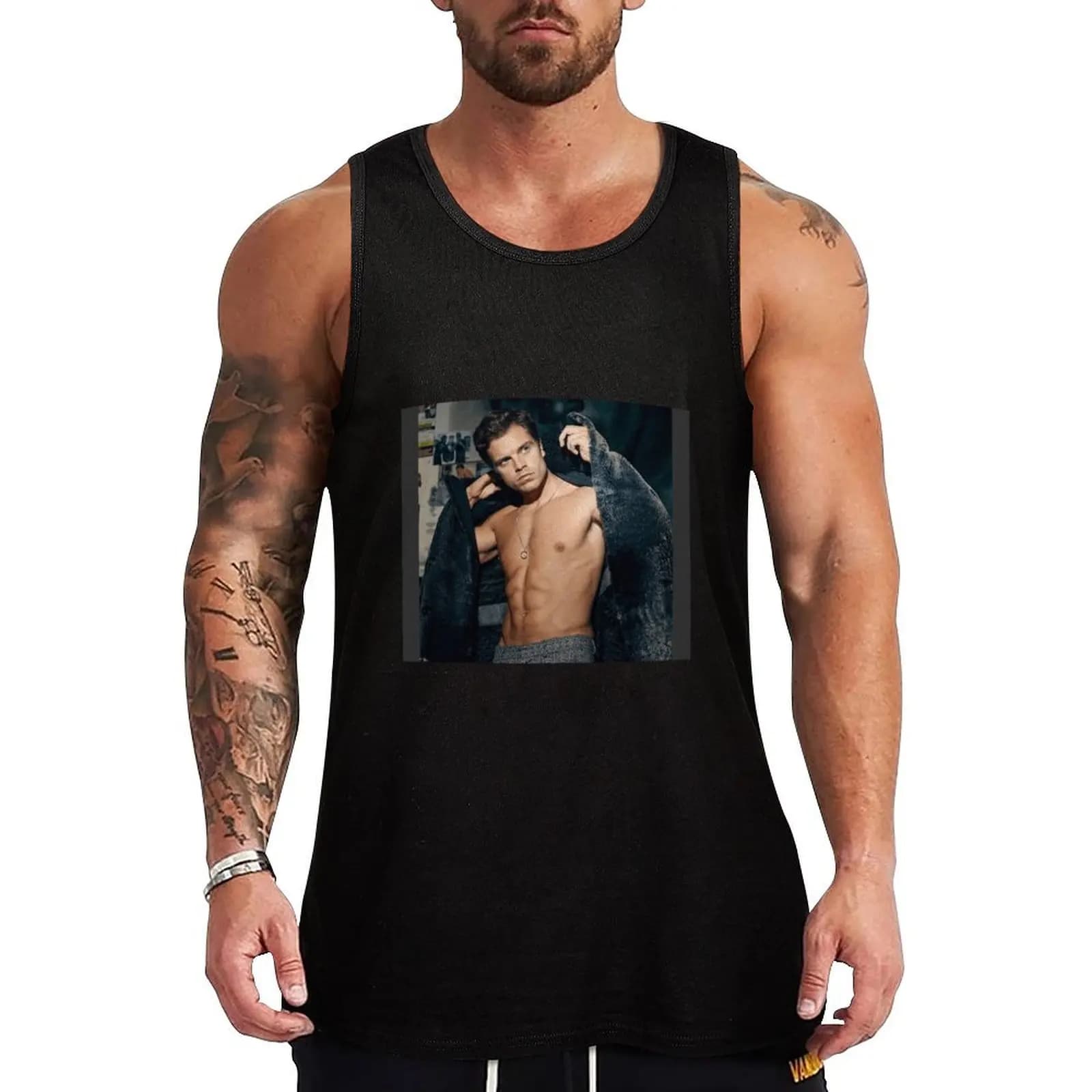 Sebastian Stan Handsome Actor Tank Top Maglietta senza maniche comoda e flessibile in tessuto elasticizzato per abbigliamento casual