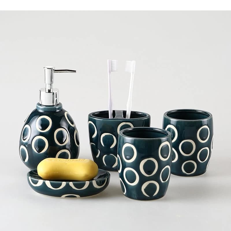 Bottiglia di lozione in ceramica Tazze semplici per collutorio Shampoo domestico Bottiglie di gel doccia Portaspazzolino Portasapone Set di accessori per il bagno