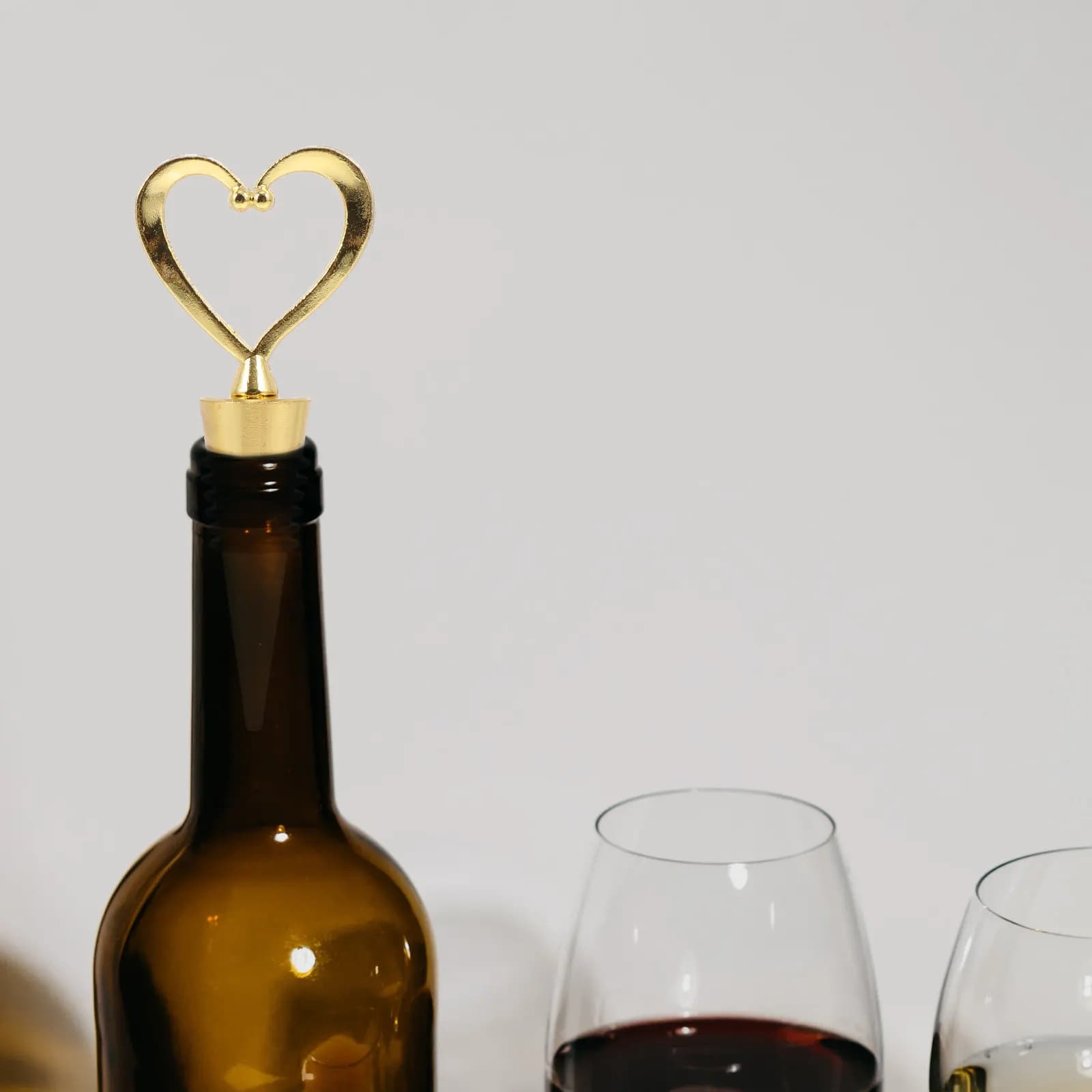 12 Tappi in Lega a Forma di Cuore per Bottiglie di Vino, Accessori Sigillanti Creativi per Mantenere la Freschezza del Vino