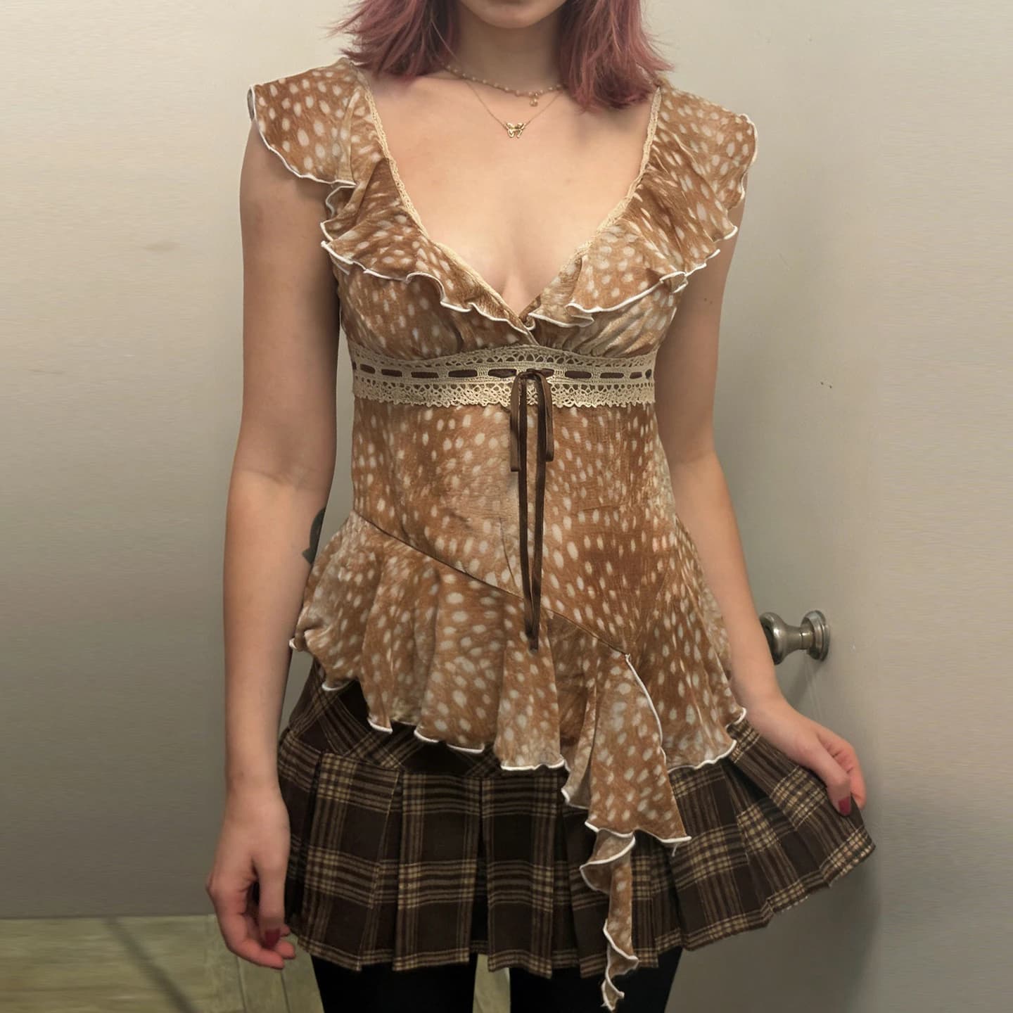 SUCHCUTE Vintage Brown Fawn Spot Print Top Deep V Neck Ruffle Sleeve Asymmetric Hem T-Shirt Y2K Coquette Slim Tees Casual Outfit