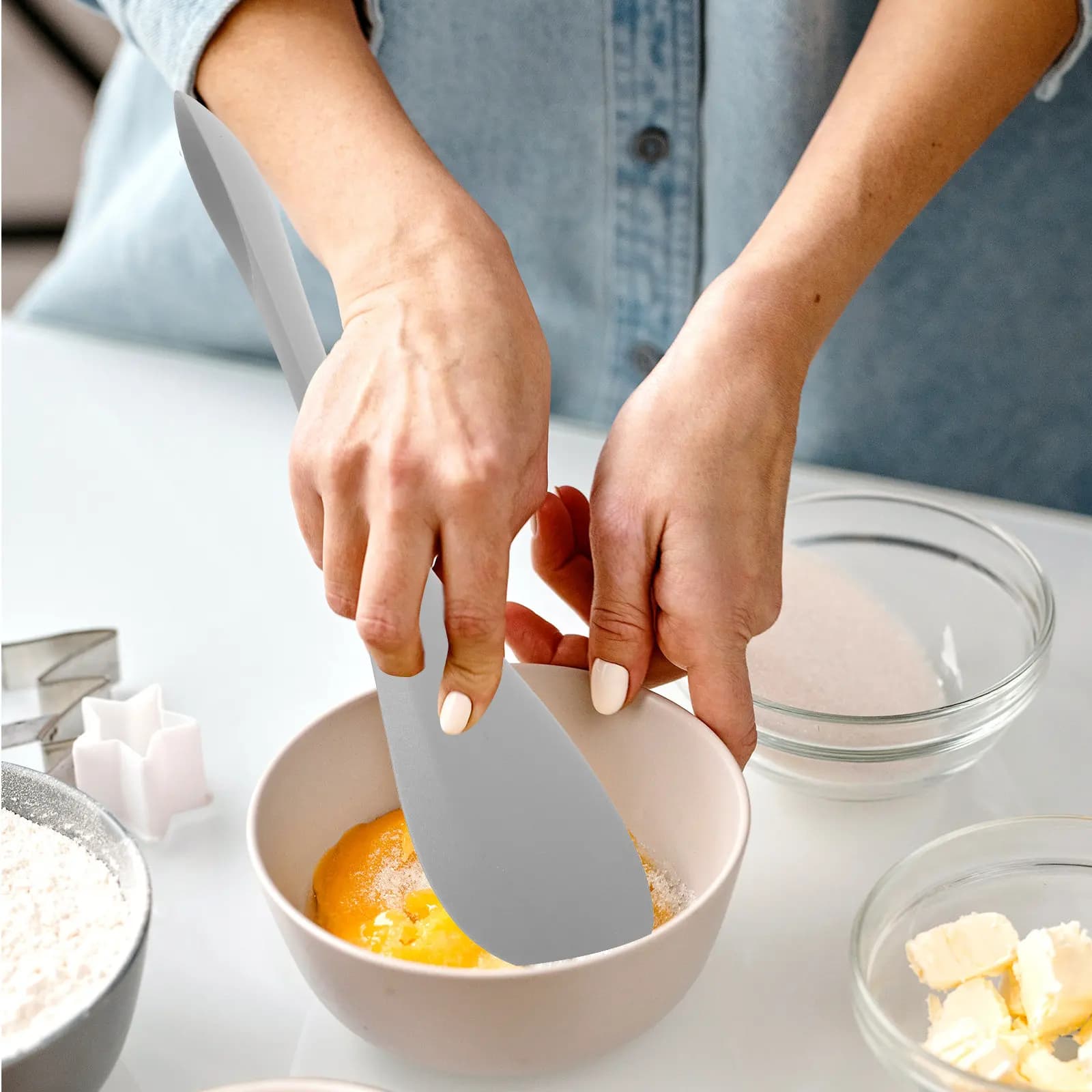 2Pcs Silicone Dough Scraper Multi Purpose Cake Cream Cut Tool Plate Pastry Spatula for Home Bakery Bread Making Sourdough