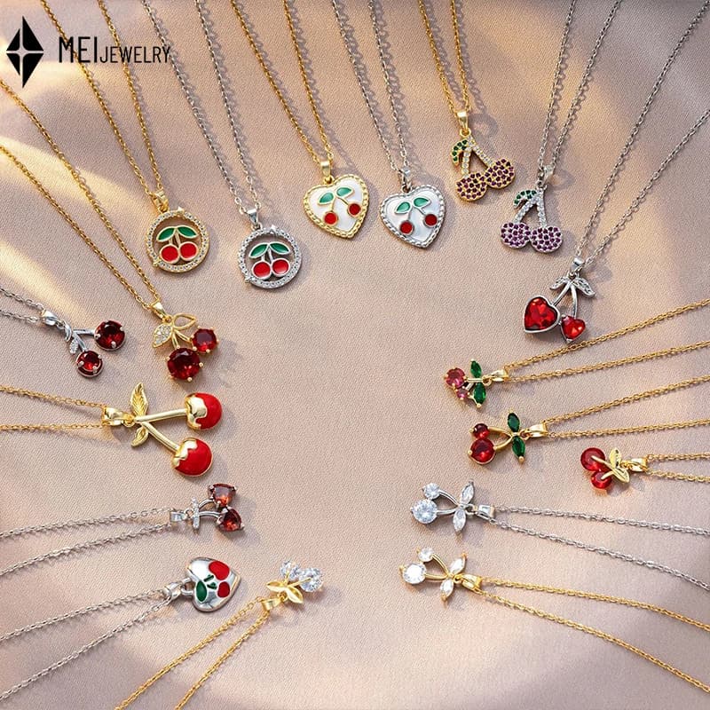 Collana con ciondolo in ciliegio da donna con catena di lucchetto minimalista in acciaio inossidabile dal design di nicchia