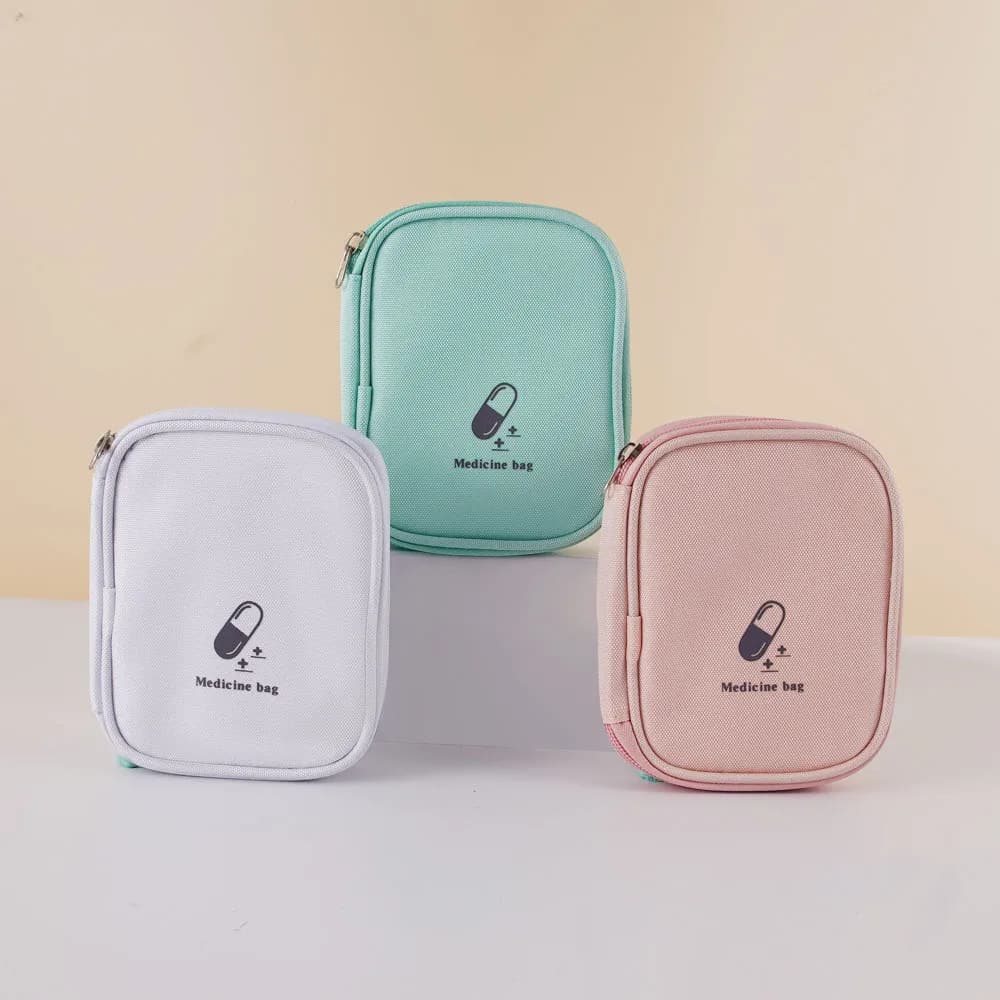 Kit di pronto soccorso di emergenza Borsa per il trasporto Piccoli pacchetti portatili per il trattamento da trasporto Kit di pronto soccorso per esterni Imballaggio da viaggio di sicurezza e sopravvivenza