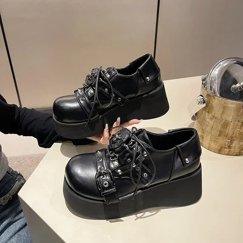 Giapponese Kawaii Punk Goth Chunky Platform Pumps donna papillon zeppe Mary Jane Lolita scarpe donna cuore fibbia alla caviglia scarpe nere