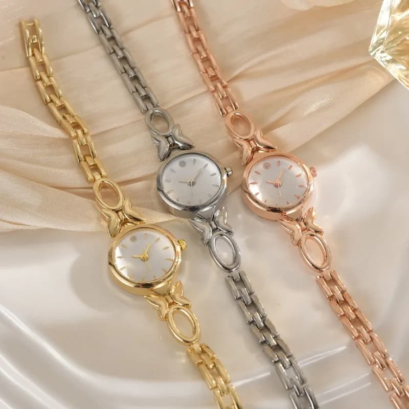 Orologi da donna con bracciale a farfalla Orologio al quarzo con strass squisito di lusso per orologio da polso da donna Orologio semplice regalo