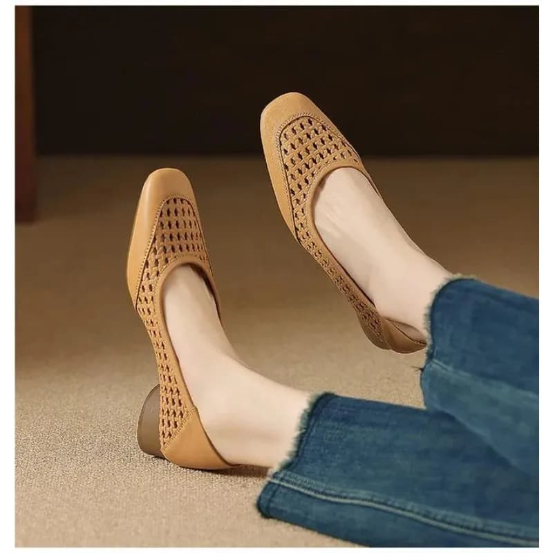 2025 Nuovo stile elegante punta aperta tacco alto scarpe estive da donna in pelle con punta quadrata e tacco basso