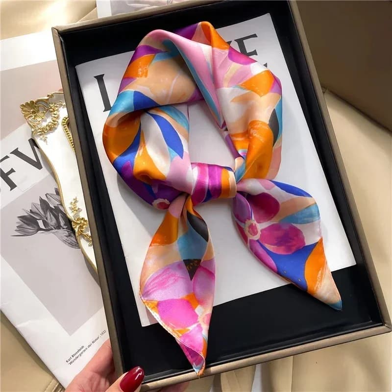 Printed scarf with 68 cm graffiti Women's scarf in polyester fiber autumn and winter Fashion Versatile bag for clothes Accessories Scarves