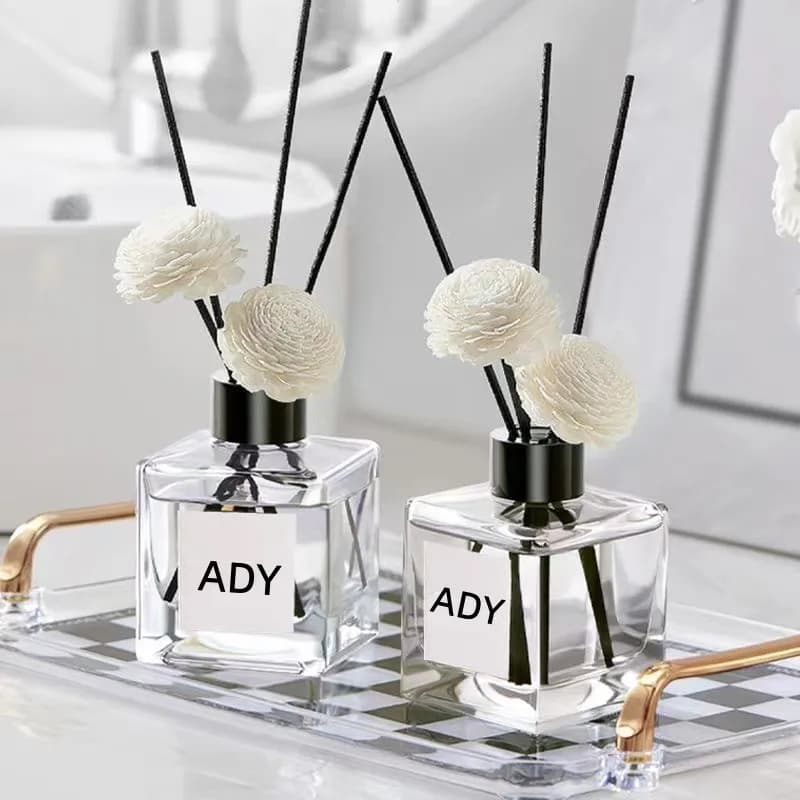 Olio per Diffusore di Aromi da 50ml per Casa e Auto, Deodorante per Ambienti, Profumo di Gardenia e Osmanto a Lunga Durata