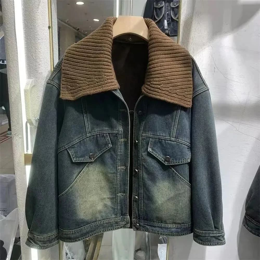 Printed Western style Down Cotton Jacket for Women 2025 Cotton Jacket Short Style New Small Fashion Design Bread Thickened Coat