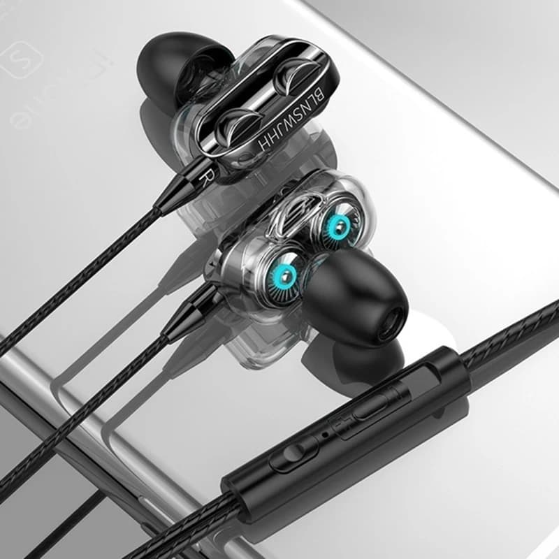 Cuffie cablate HiFi da 3,5 mm Quad Core Sport Auricolare Doppio driver Cuffie da gioco stereo per bassi Auricolari musicali in-ear con microfono
