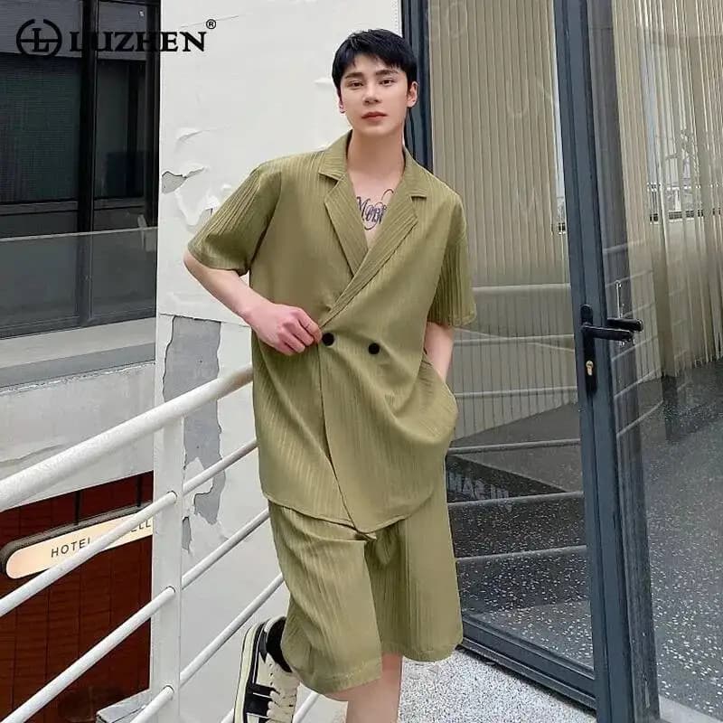 LUZHEN Handsome Men's 2026 Summer Solid Fashion Sets Color Two-piece Double Breasted Short Sleeve Shirts Straight Shorts JY7758