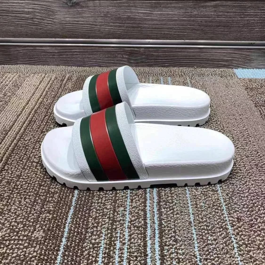 Ciabatte Casual alla Moda 2026 con Fondo Piatto, Versatili, Unisex, a Righe
