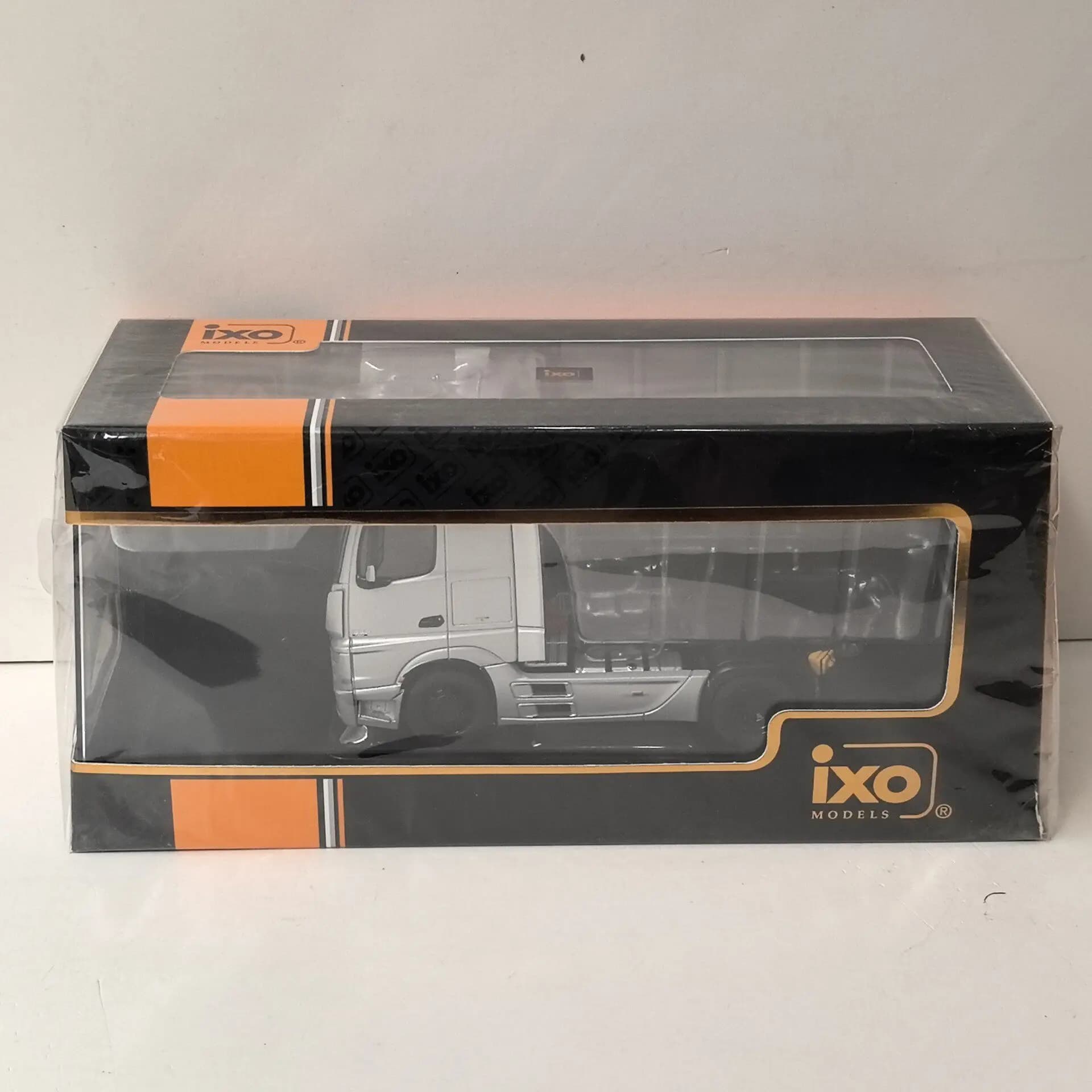 Il Piede Sinistro Non Si Aderisce Correttamente Diecast IXO Scala 1/43 BENZ Actros MP4 W6 Modellino Auto in Lega