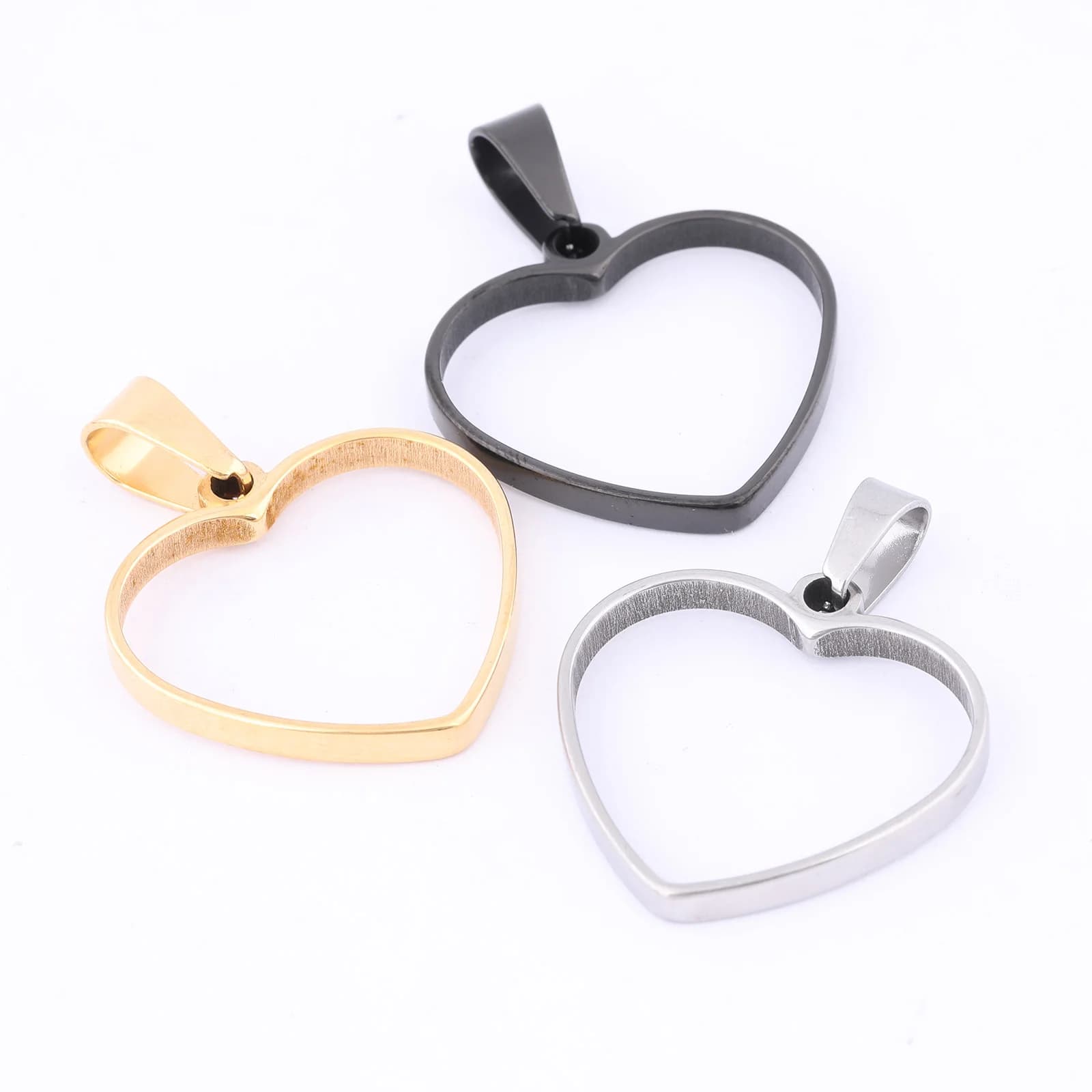10pcs Stainless Steel Gold Plated Black Open Heart Bezel Charms Diy Pendant Frame Blanks For Resin Necklace Jewelry Making
