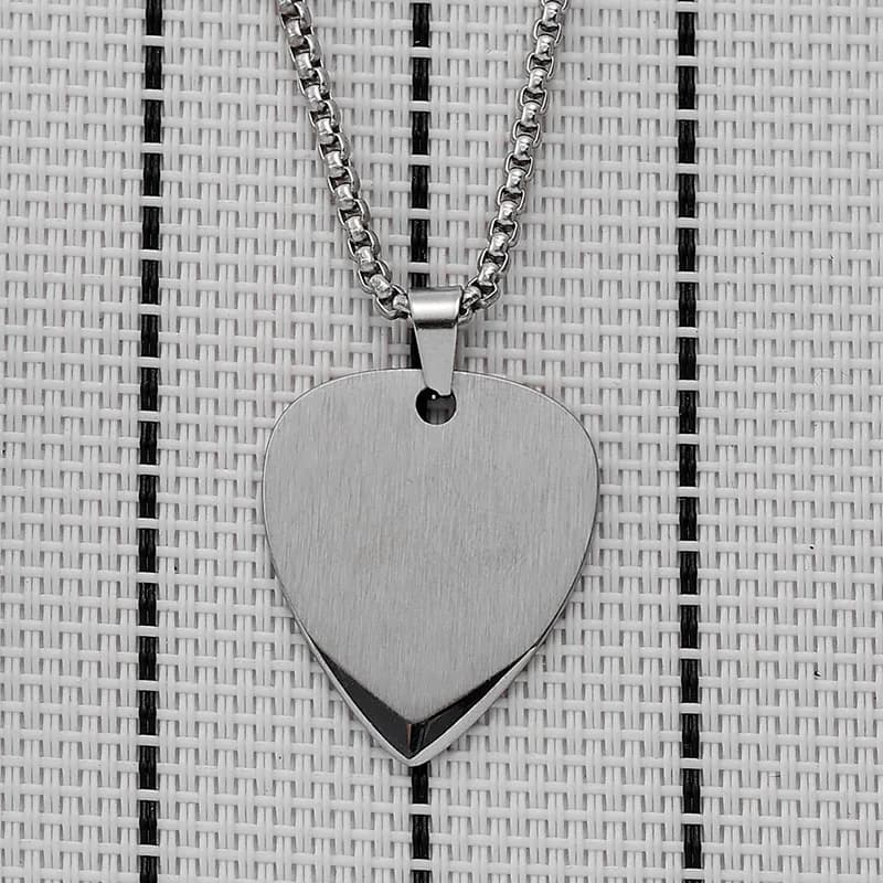 WLP Fashion Guitar Pick Personalized Pendant Stainless Steel Necklace for Men Women Custom Text Pattern Collar Necklace Jewelry