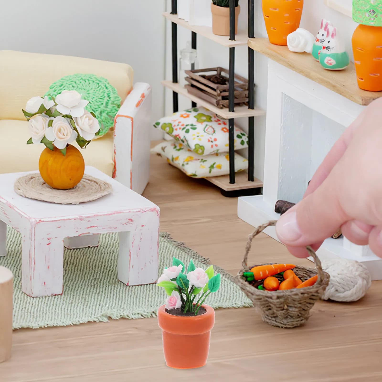 Mini Bonsai di Rosa in Vaso, Decorazione per Casa e Scrivania, Ornamento Artificiale per Miniature